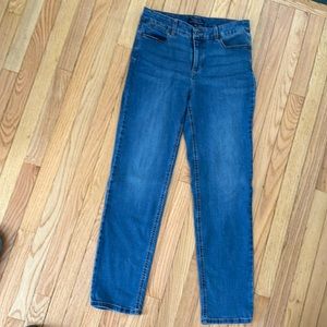 Talbots Simply Flattering 5 Pocket Jeans size 6